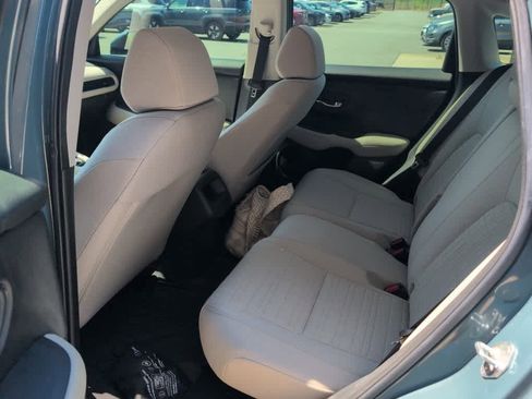 Used 2023 Honda HR-V LX image 7