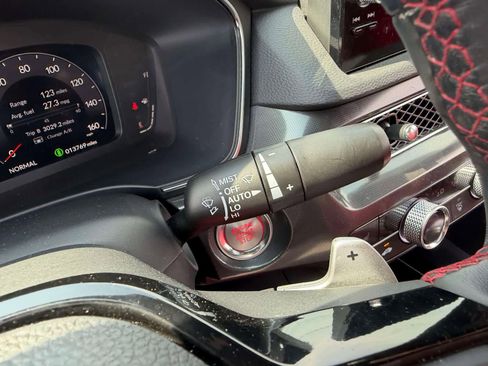 Used 2024 Acura Integra A-Spec image 29