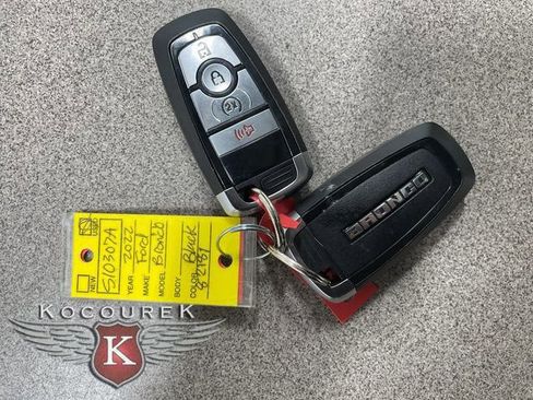 Used 2022 Ford Bronco Wildtrak image 25