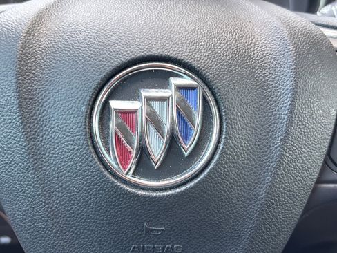 Used 2023 Buick Encore GX Preferred FWD image 12