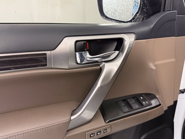 Used 2022 Lexus GX 460 Premium w/ Premium Package AWD/4WD image 28