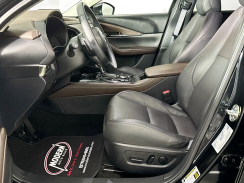 Used 2025 MAZDA CX-30 AWD 2.5 S w/ Premium Package image 19