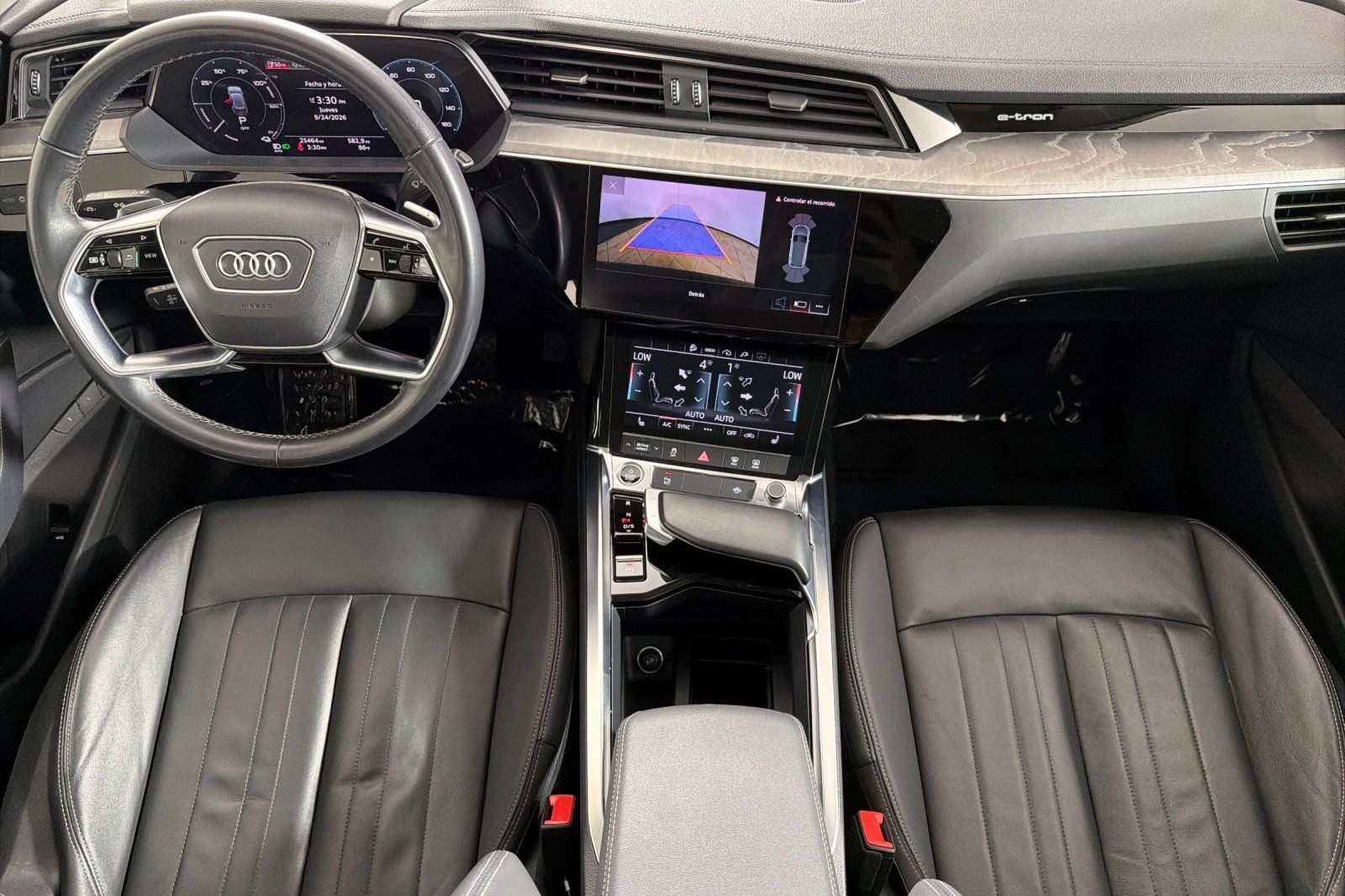 Used 2024 Audi Q8 e-tron Premium AWD/4WD image 12