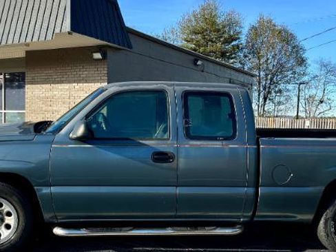 Used 2006 Chevrolet Silverado 1500 LS image 2