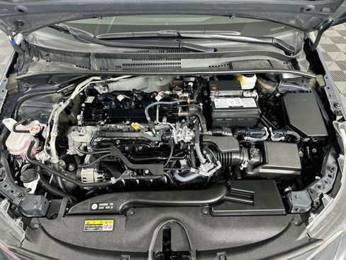 Used 2025 Toyota Corolla LE w/ Convenience Package FWD image 31