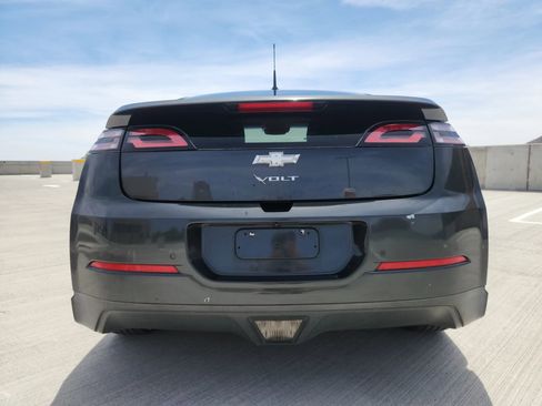 Used 2014 Chevrolet Volt w/ Enhanced Safety Package 1 FWD image 7