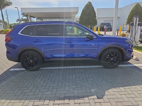 Used 2023 Honda CR-V Sport image 7