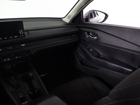 Used 2024 Honda Accord EX image 35