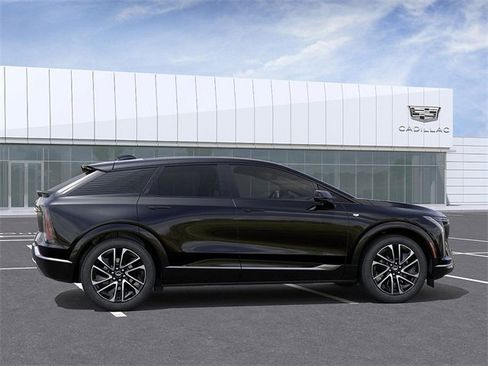 New 2025 Cadillac Optiq Sport 2 image 5