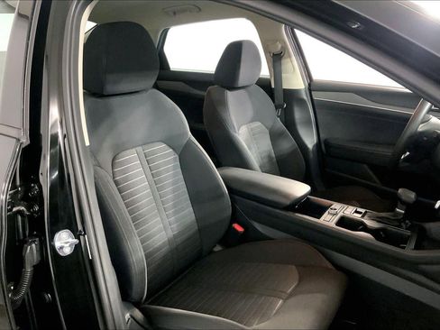 Used 2025 Kia K5 LXS FWD image 7