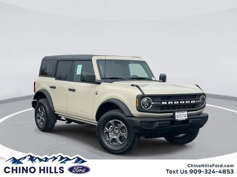 New 2025 Ford Bronco Big Bend AWD/4WD image 1