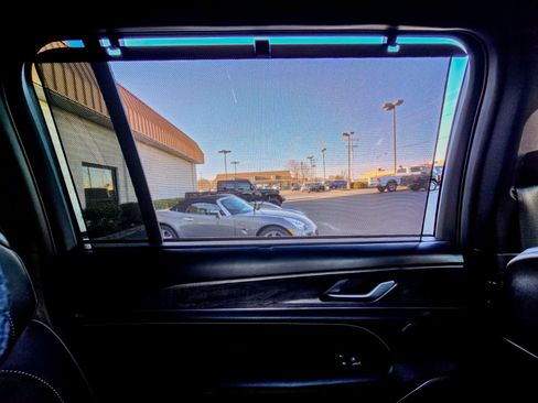 Used 2025 Jeep Grand Cherokee L Overland w/ Luxury Tech Group IV image 25