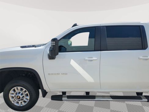 Used 2025 Chevrolet Silverado 2500 LT w/ Convenience Package AWD/4WD image 20