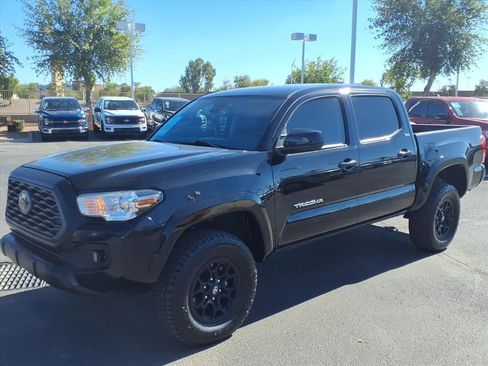 Used 2022 Toyota Tacoma SR5 image 8