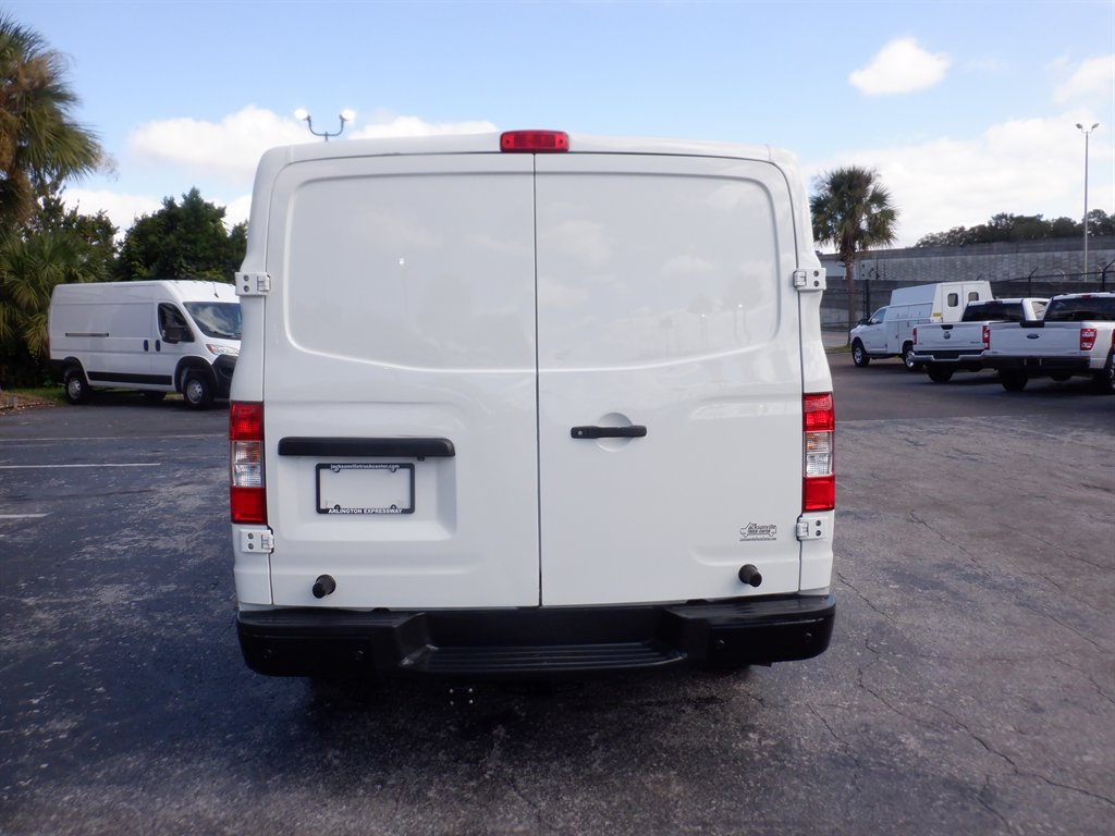 Used 2021 Nissan NV 1500 SV RWD image 4