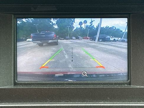 Used 2017 Ford Mustang Coupe RWD image 25