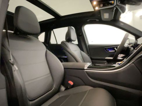 Used 2026 Mercedes-Benz GLC 300 4MATIC image 30