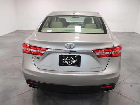 Used 2014 Toyota Avalon Limited FWD image 8