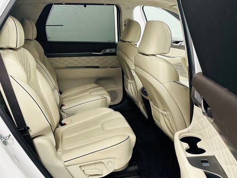 Used 2021 Hyundai Palisade Calligraphy image 21