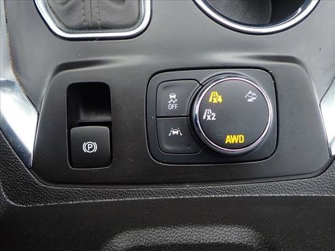 Used 2020 Chevrolet Traverse LT w/ Driver Confidence II Package image 24