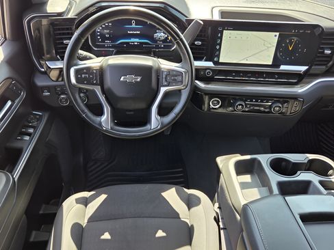 Certified 2023 Chevrolet Silverado 1500 RST w/ Z71 Off-Road Package AWD/4WD image 11