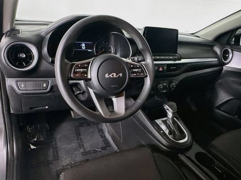 Used 2024 Kia Forte LXS FWD image 11