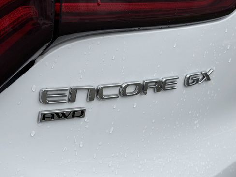 Used 2024 Buick Encore GX Sport Touring AWD/4WD image 26