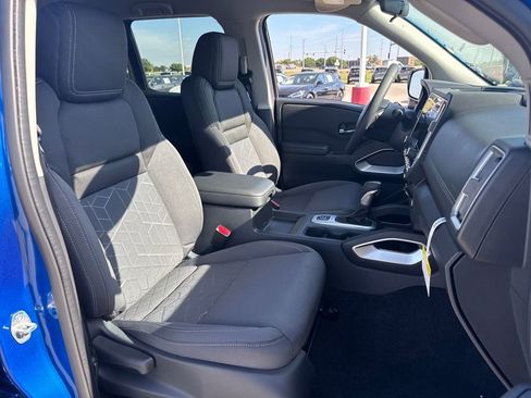 New 2026 Nissan Frontier SV w/ SV Convenience Package image 11