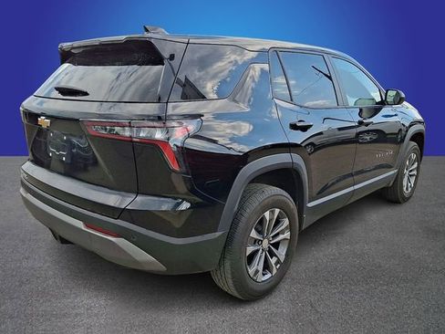 Used 2025 Chevrolet Equinox LT FWD image 3