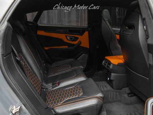 Used 2021 Lamborghini Urus AWD/4WD image 30