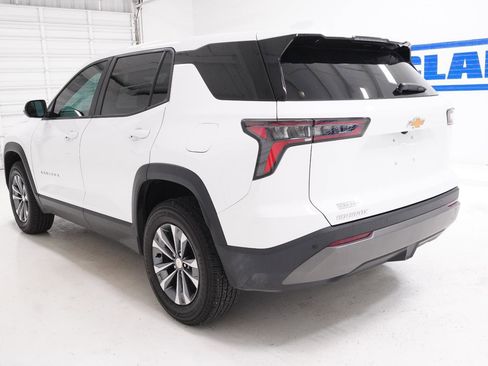 Used 2026 Chevrolet Equinox LT w/ LPO, Floor Liner Package FWD image 9