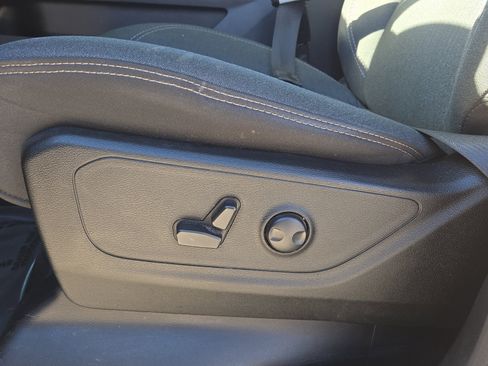 Used 2022 RAM 1500 Big Horn image 11