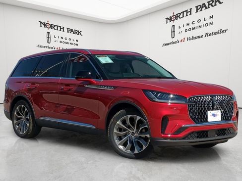 New 2026 Lincoln Aviator 2WD image 1
