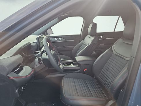 New 2026 Ford Explorer ST-Line w/ ST-Line Street Pack AWD/4WD image 10