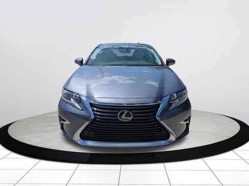 Used 2018 Lexus ES 350 w/ Premier Package image 8
