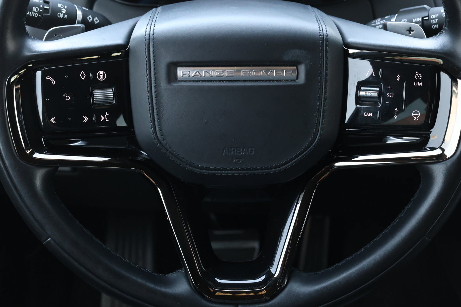 Used 2024 Land Rover Range Rover Sport Dynamic SE AWD/4WD image 18
