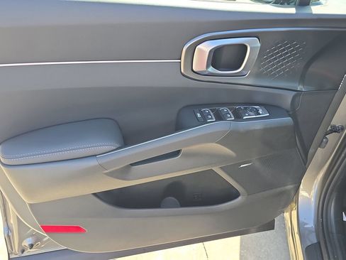 New 2026 Kia Sorento EX FWD image 18