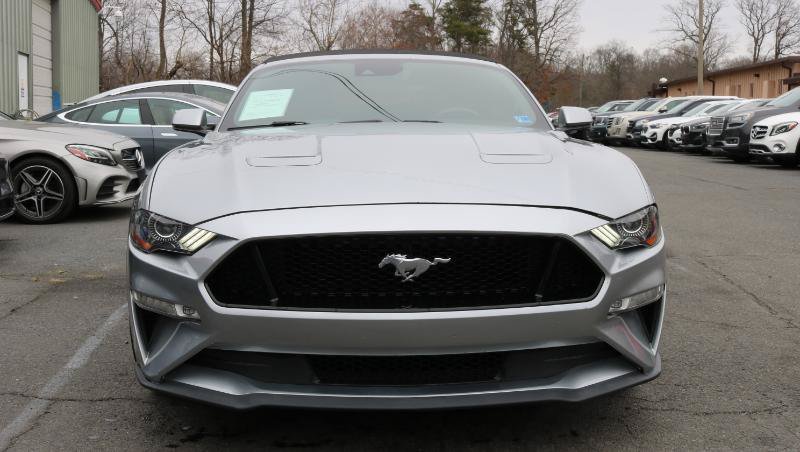 Used 2020 Ford Mustang GT Premium w/ Equipment Group 401A RWD image 3