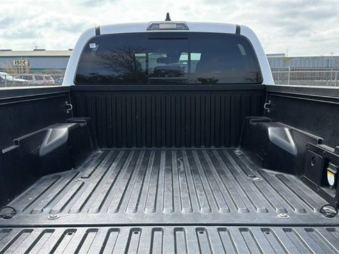 Certified 2023 Toyota Tacoma TRD Off-Road image 7