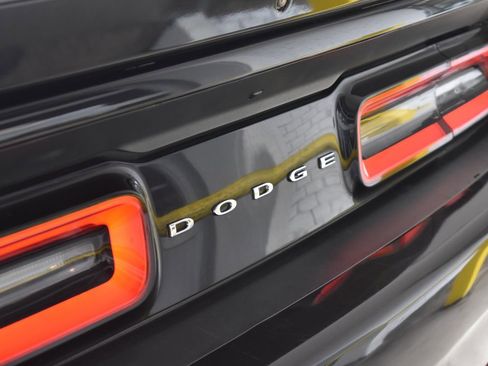 Used 2021 Dodge Challenger SXT w/ Driver Convenience Group image 26