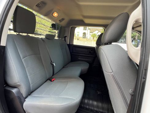 Used 2016 RAM 3500 Tradesman w/ Chrome Appearance Group AWD/4WD image 13