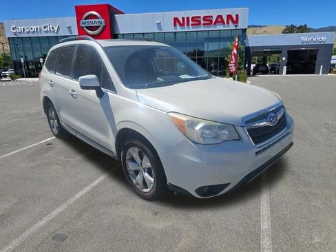 Used 2015 Subaru Forester 2.5i Limited AWD/4WD image 5