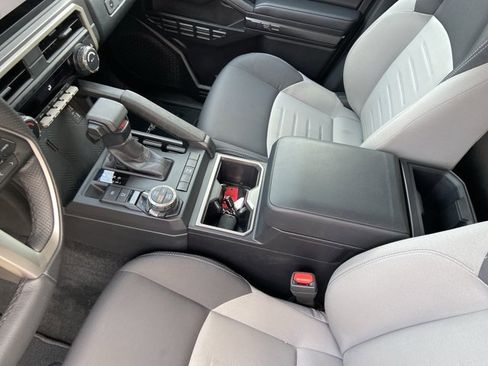 Used 2025 Toyota Tacoma SR5 image 23