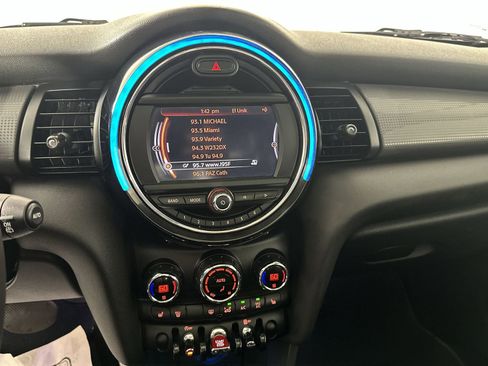 Used 2017 MINI Cooper 4-Door Hardtop FWD image 20