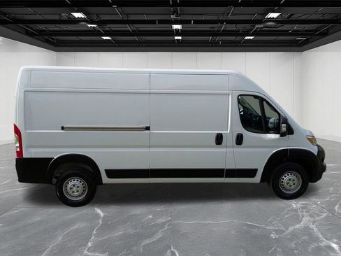 Used 2026 RAM ProMaster 2500 w/ Convenience Group FWD image 6
