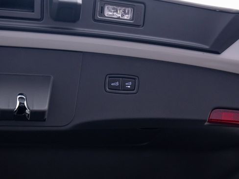 New 2026 Porsche Cayenne Coupe image 35