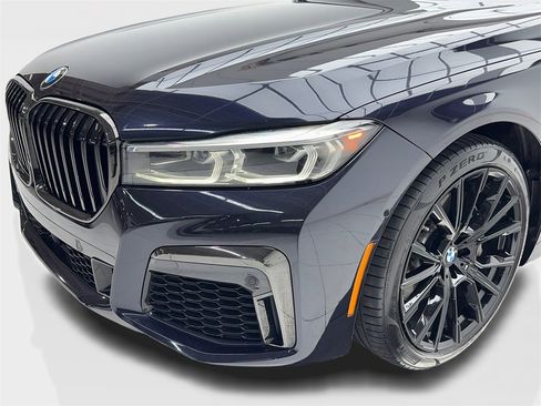 Used 2021 BMW 740i 740i M SPORT,NAV,CAM,PANO,CLMT w/ M Sport Package image 5