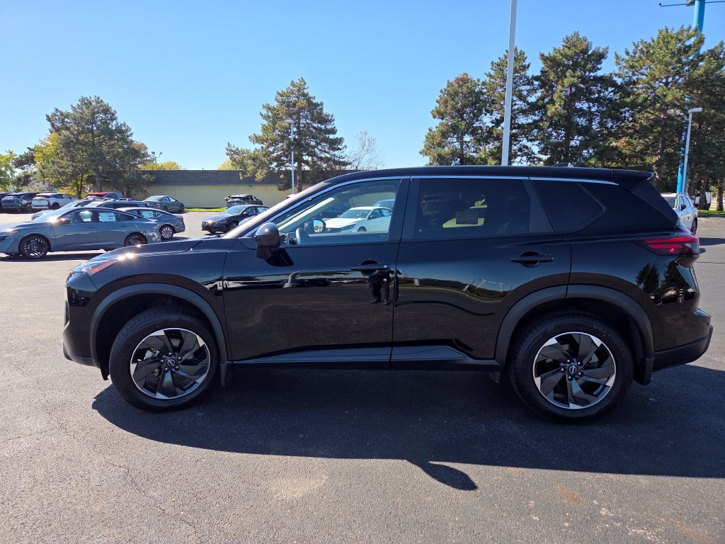 Certified 2024 Nissan Rogue SV AWD/4WD image 21