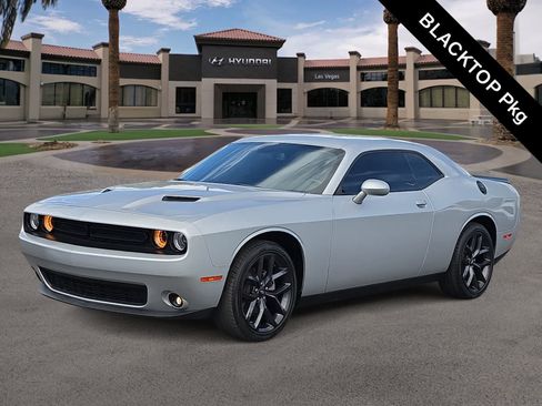 Used 2023 Dodge Challenger SXT w/ Blacktop Package RWD image 4