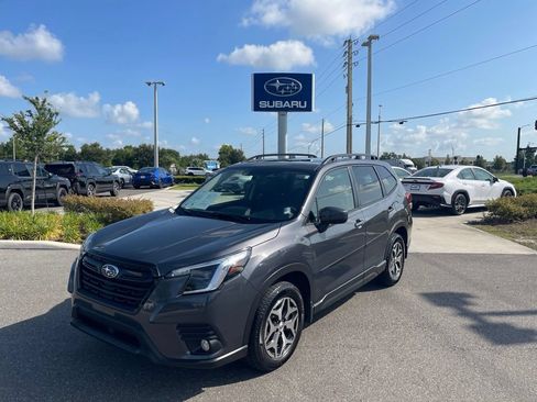 Certified 2022 Subaru Forester Premium w/ Popular Package #1 AWD/4WD image 1